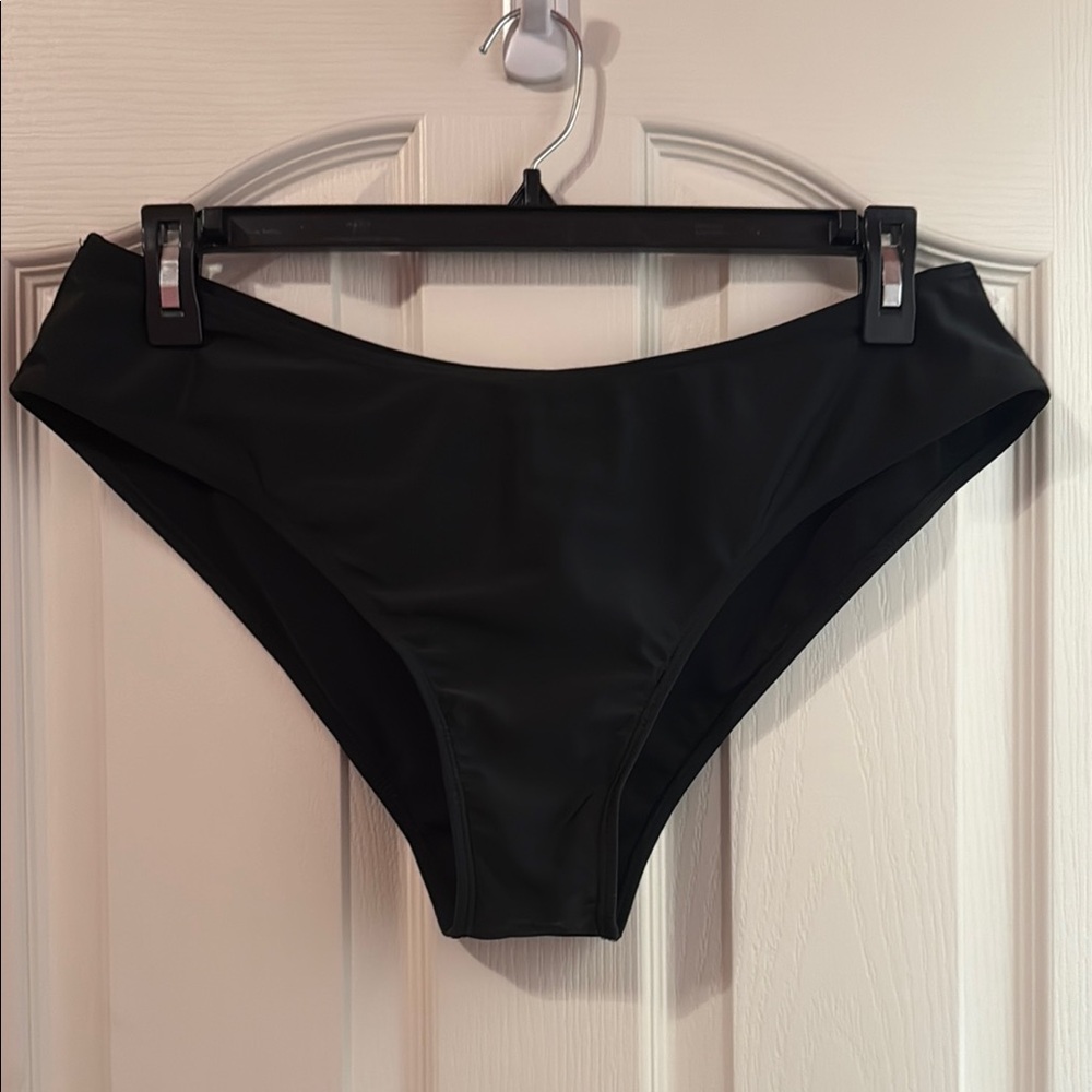 SHEIN Black Textured Bikini Swim